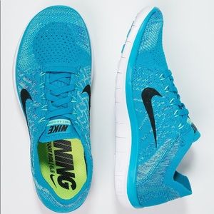 Blue Nike Flyknit